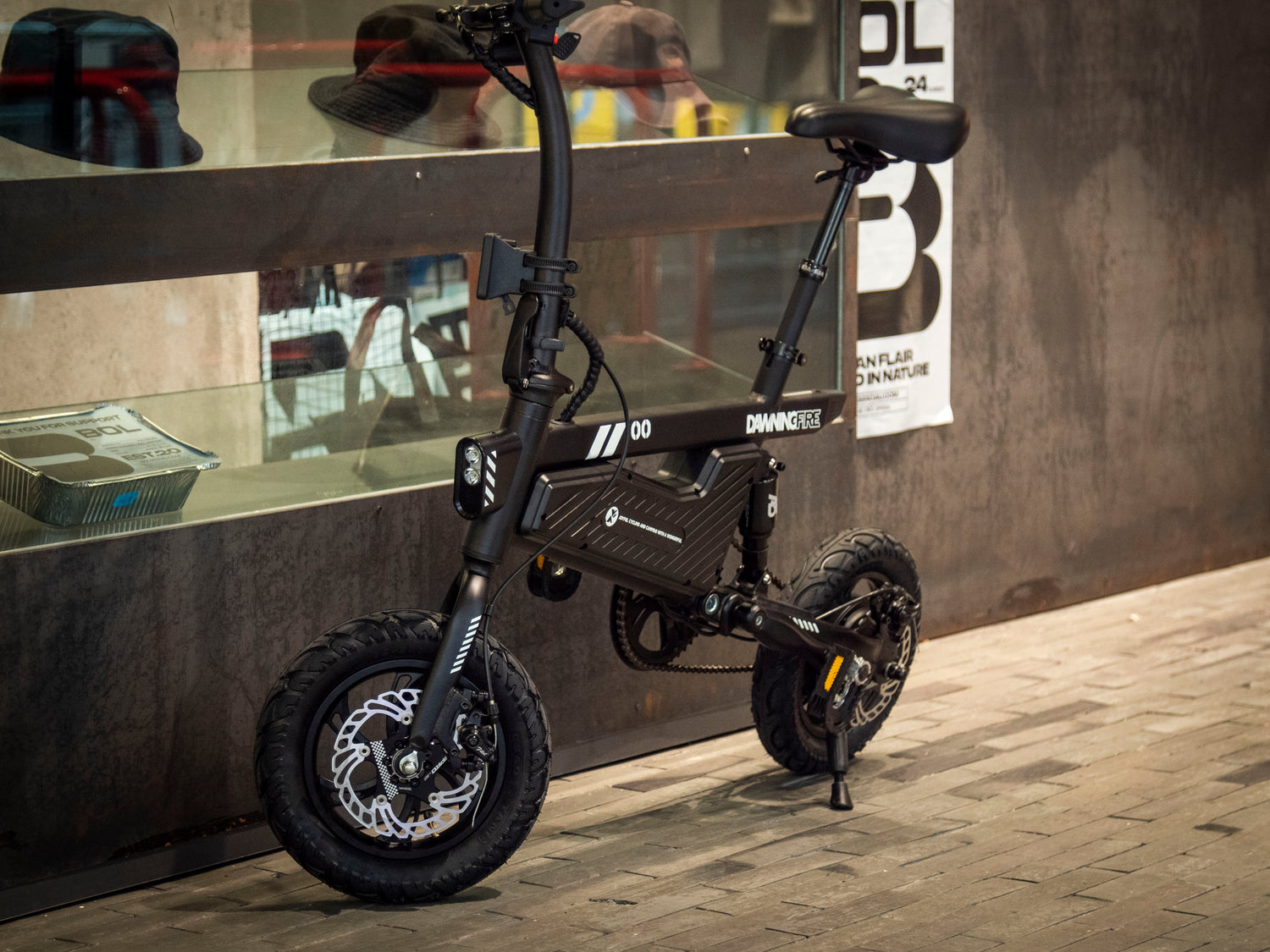 タクティカル電動自転車 – EXPLORER