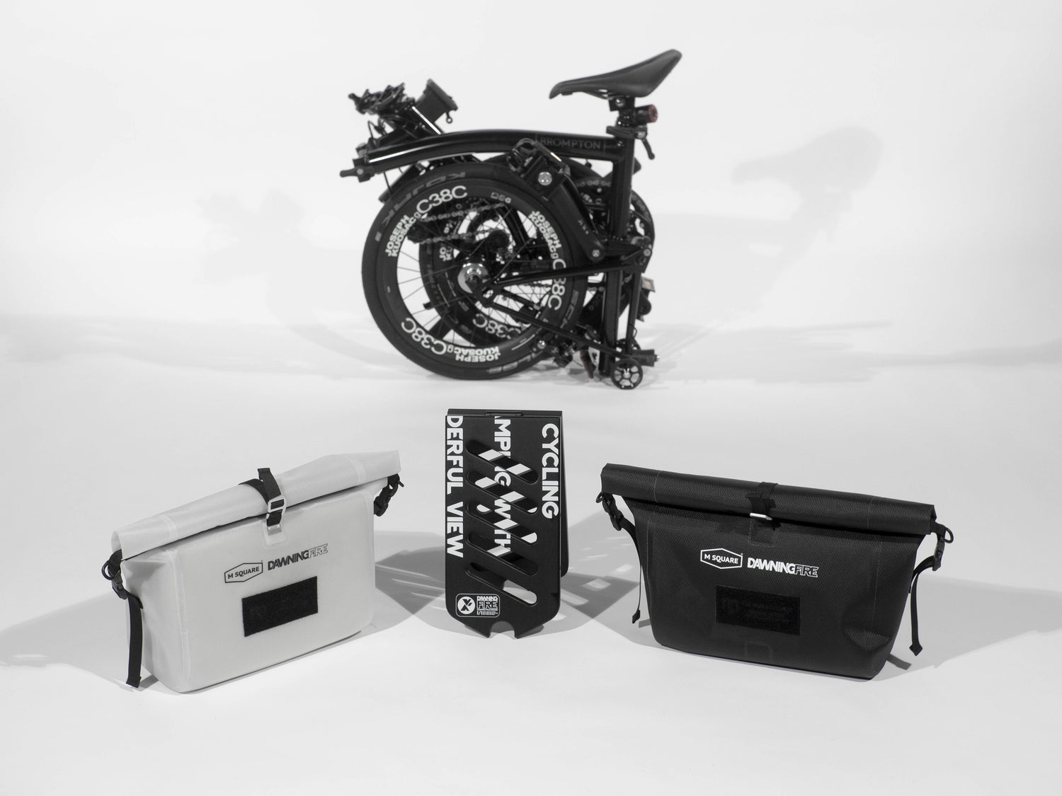 ブロンプトンバッグ + トリゴフレーム – ホワイト