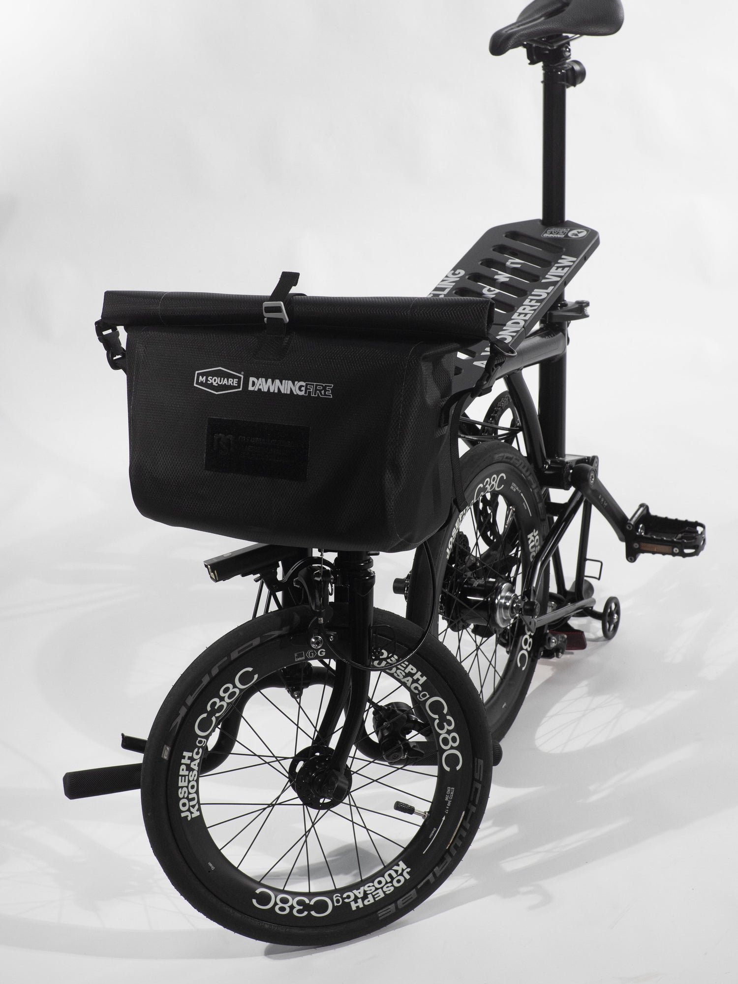 ブロンプトンバッグ + トリゴフレーム – ブラック