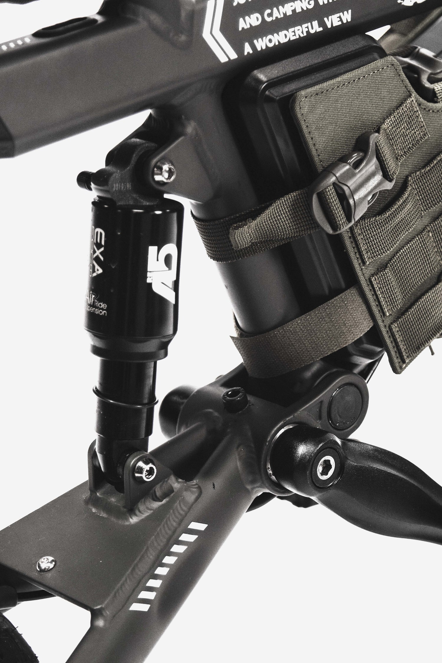 タクティカル電動自転車 – OASIS